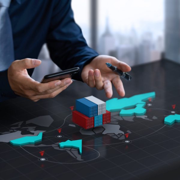 empresario-mostrar-contenedor-exportacion-pantalla-mapa-digital-mundial empresario-mostrar-contenedor-exportacion-pantalla-mapa-digital-mundial